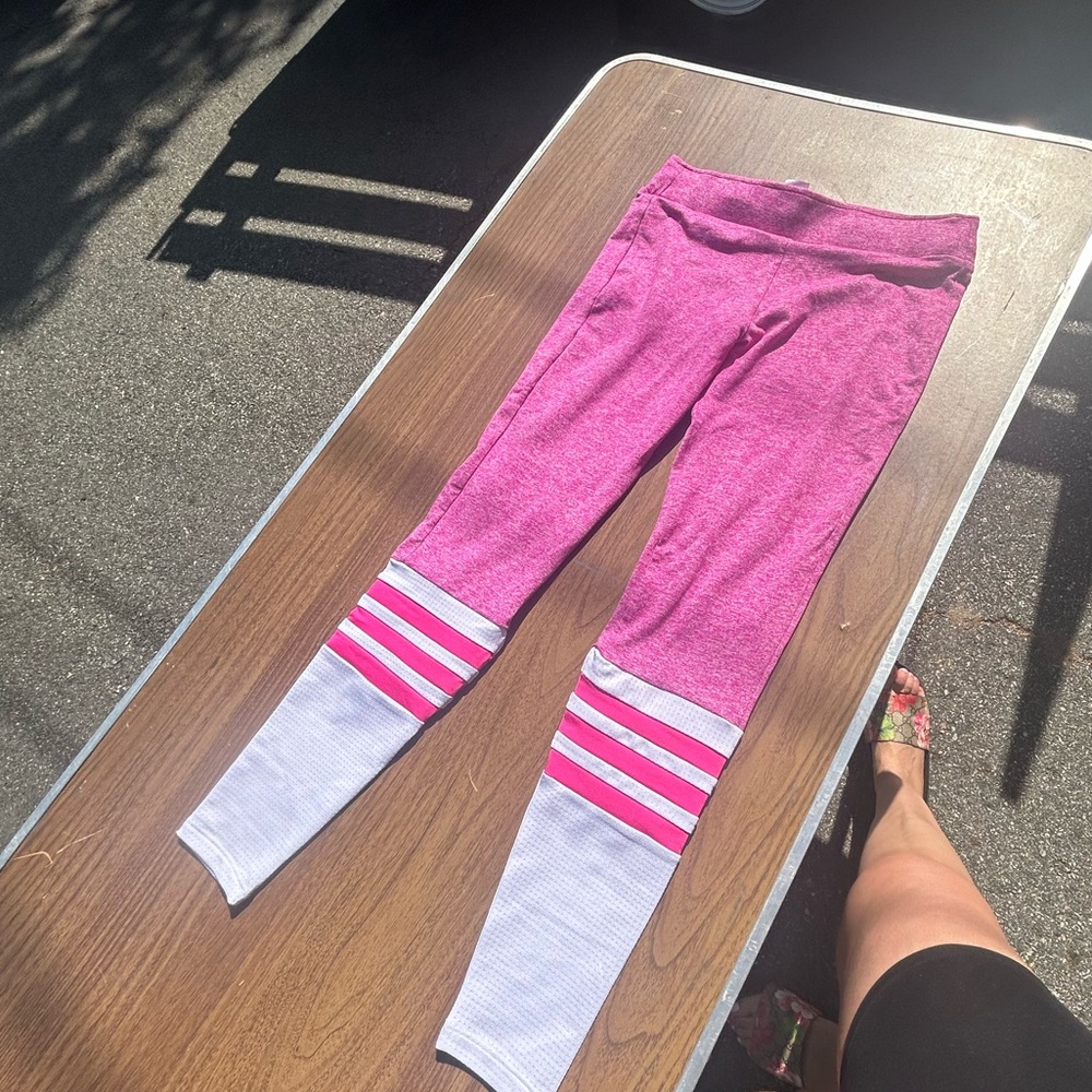 Bombshell sportswear heather pink knee  sock look leggings
